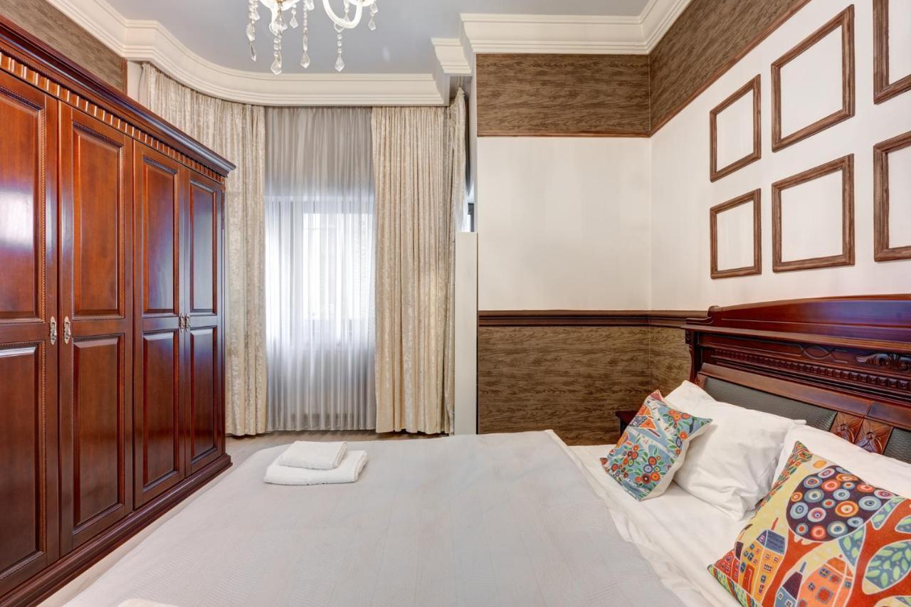 Apartamento Beautiful 2Bedflatcismigiu Bucarest Exterior foto