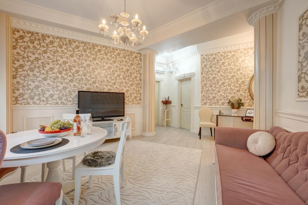 Apartamento Beautiful 2Bedflatcismigiu Bucarest Exterior foto