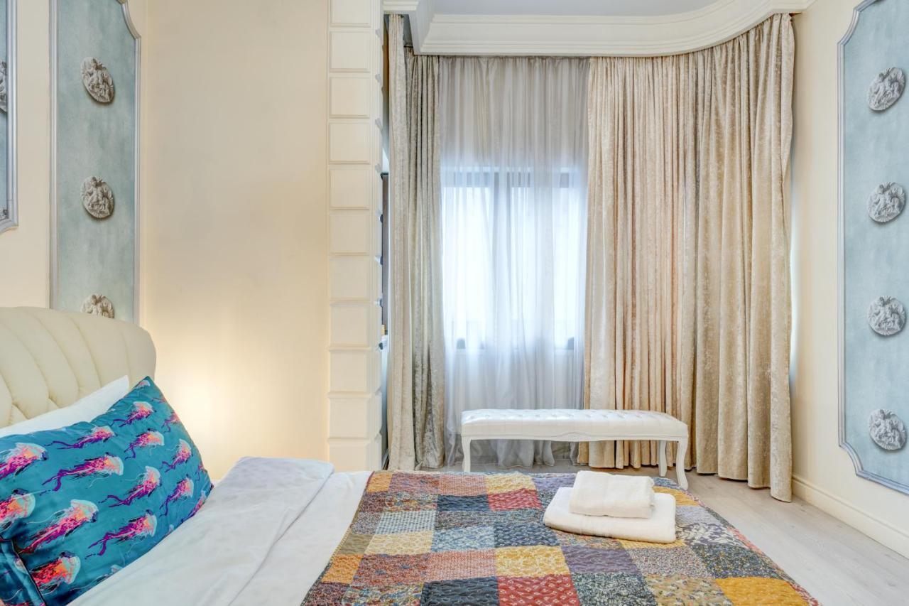 Apartamento Beautiful 2Bedflatcismigiu Bucarest Exterior foto