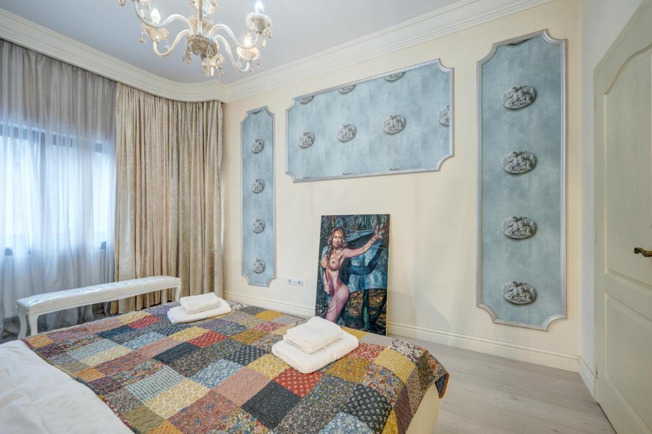 Apartamento Beautiful 2Bedflatcismigiu Bucarest Exterior foto